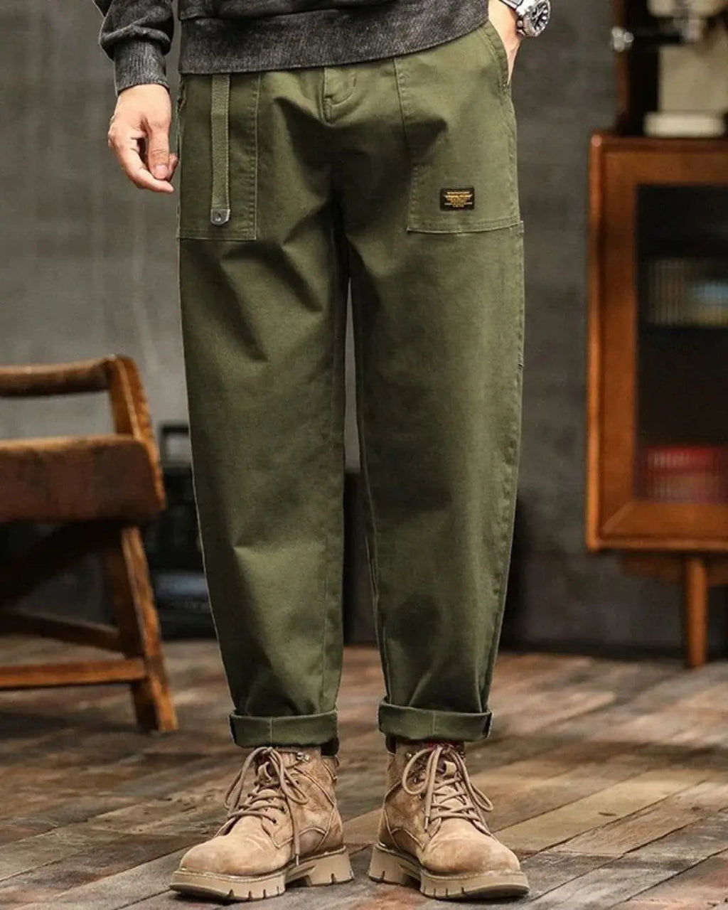 Men's Rugged Cargo Trousers – Utility Pants with Pocket Panels