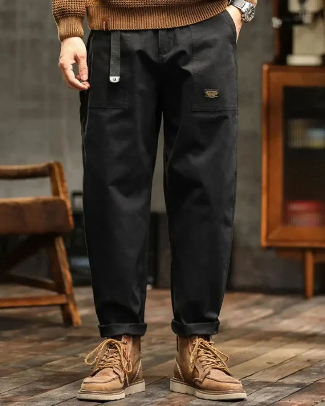 Men's Rugged Cargo Trousers – Utility Pants with Pocket Panels