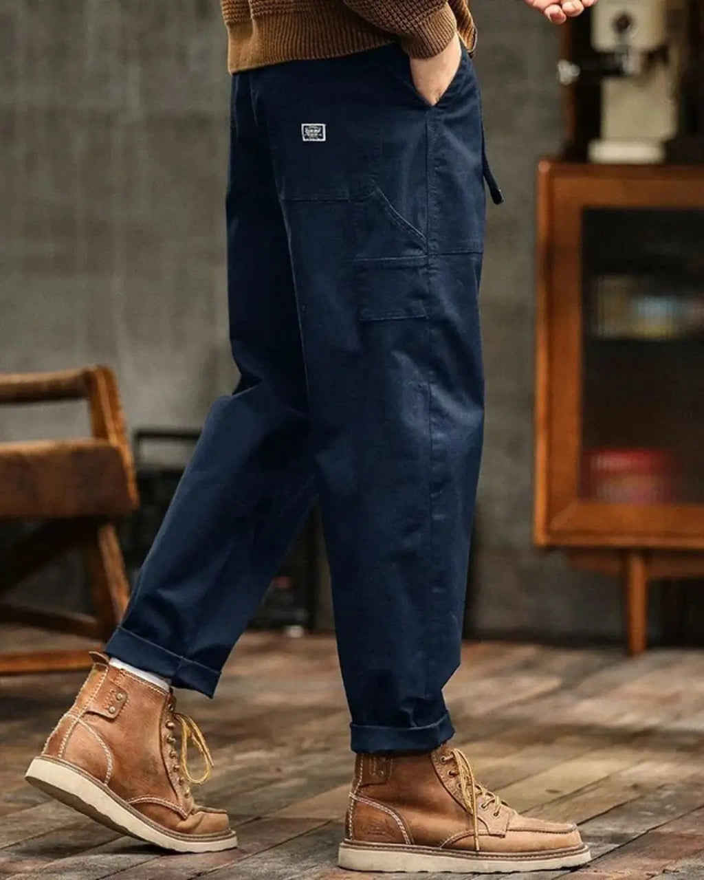 Men's Rugged Cargo Trousers – Utility Pants with Pocket Panels