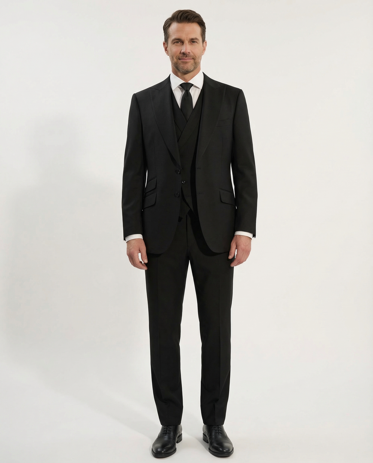 Men's Solid Black Classic Fit Peak Lapel Wool 3-Piece Suit